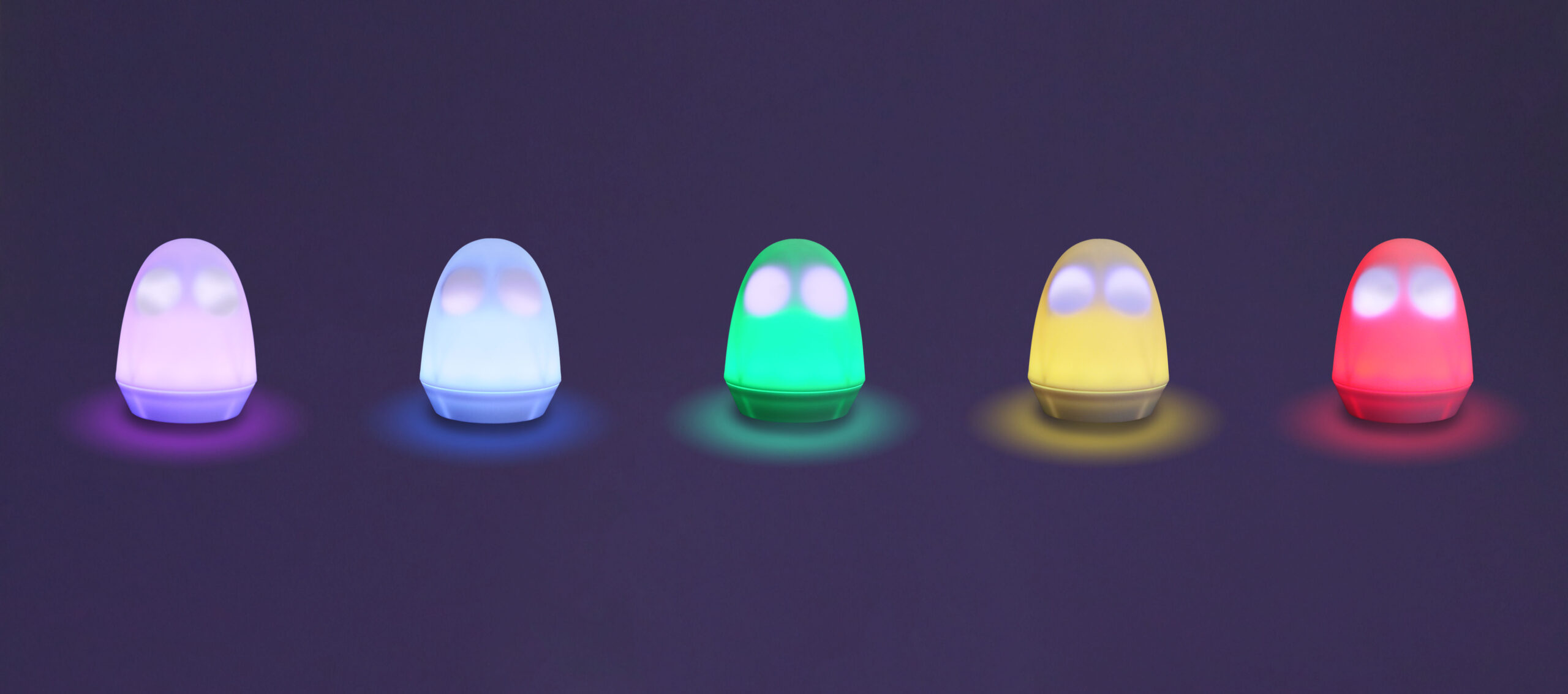 Five Felixes in a row, each Felix has a different colour, representing emotions (sad, angry, happy, satisfied, anxious)